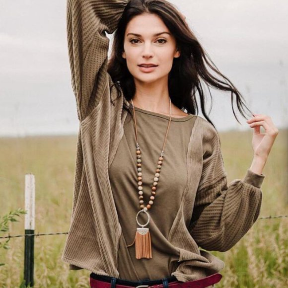 gimmicks by BKE Tops - Gimmicks by Buckle Top